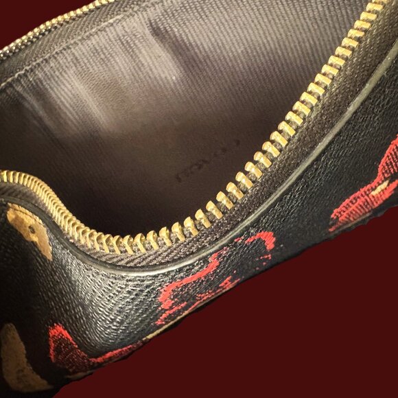 Coach KYLIE Flat Pouch Black, Gold and Red Poppy Flowers Gold Hardware NWOT - Picture 5 of 10